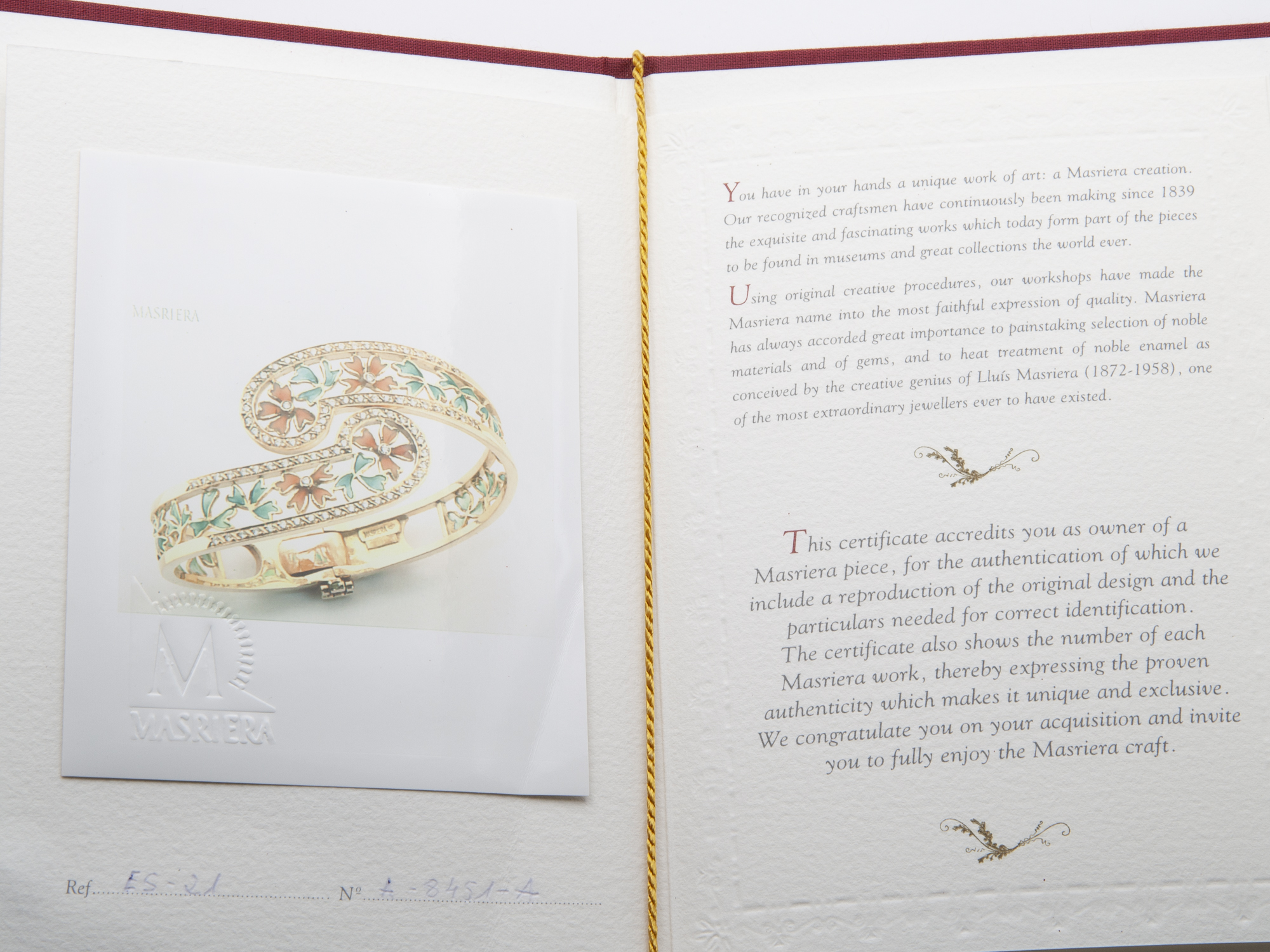 Pulsera Masriera de oro amarillo de 18K con diamantes y «pliqué-a-jour» - Imagen 4