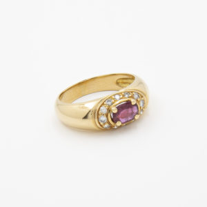 Anell or groc 18K amb rubi i diamants