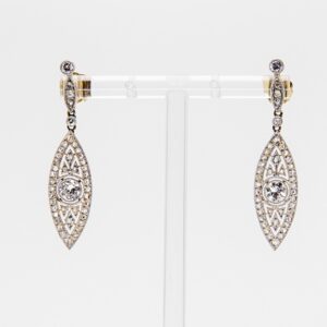 Pendientes Art Decó, de platino, oro 18k y diamantes
